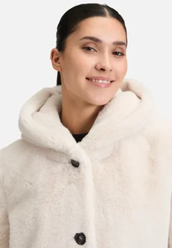 Betty Barclay Mäntel|Jacken*Plüschjacke mit Kapuze beige